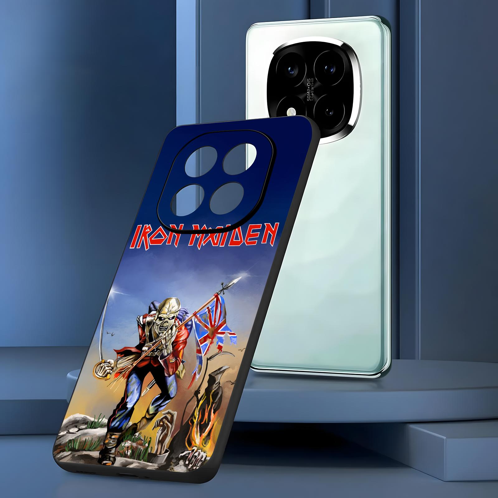 R-Run-To-The-H-Hills-Iron-M-Ma - Phone Cases H&M recensie en prijs